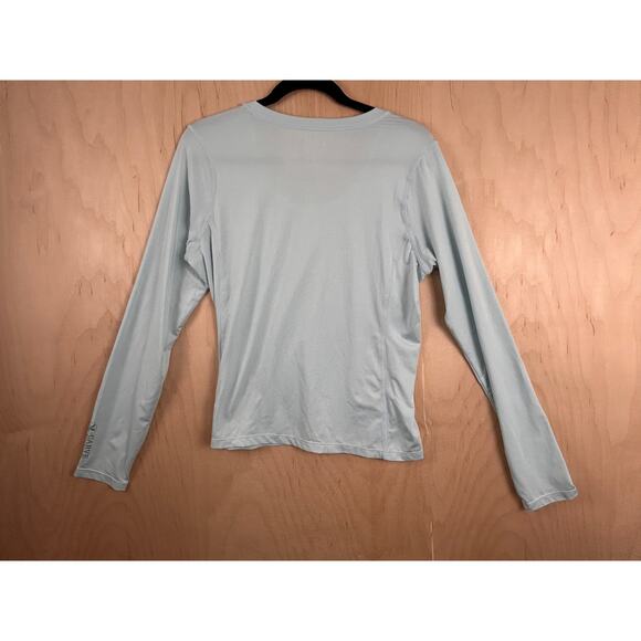 Carve Designs Women’s Long Sleeve Performance Top Light Blue Size L - Picture 2 of 8